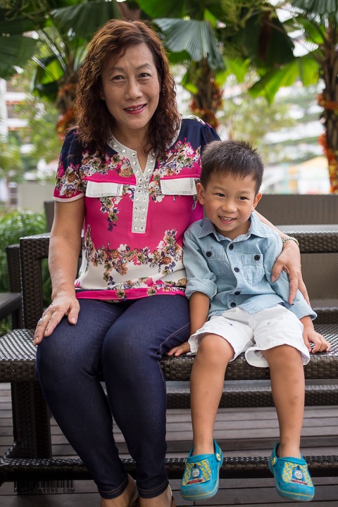 One photo with nai nai before my little birthday party starts!